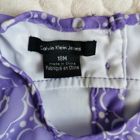 4/25 Calvin Klein baby girl top and legging set - Picture 4 of 9